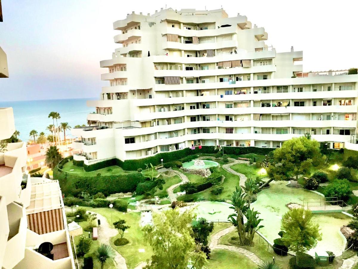 Estudio Benalbeach Primera Linea De Playa เบนัลมาเดนา ภายนอก รูปภาพ