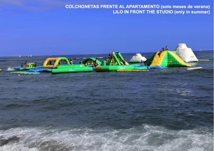 Estudio Benalbeach Primera Linea De Playa เบนัลมาเดนา ภายนอก รูปภาพ